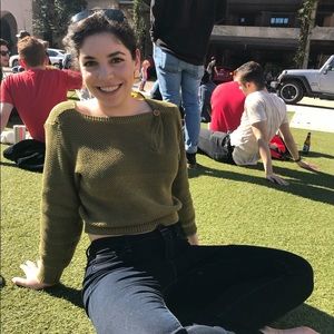 Meet your Posher, Madeleine